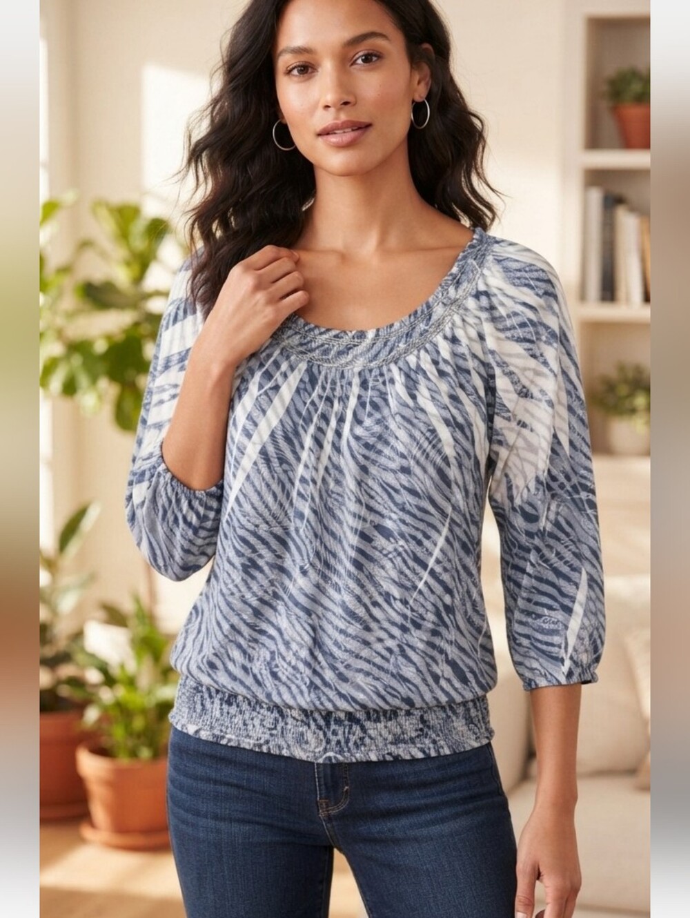 Chico's Size 1 (US M/8) Women's Cotton Blend Top